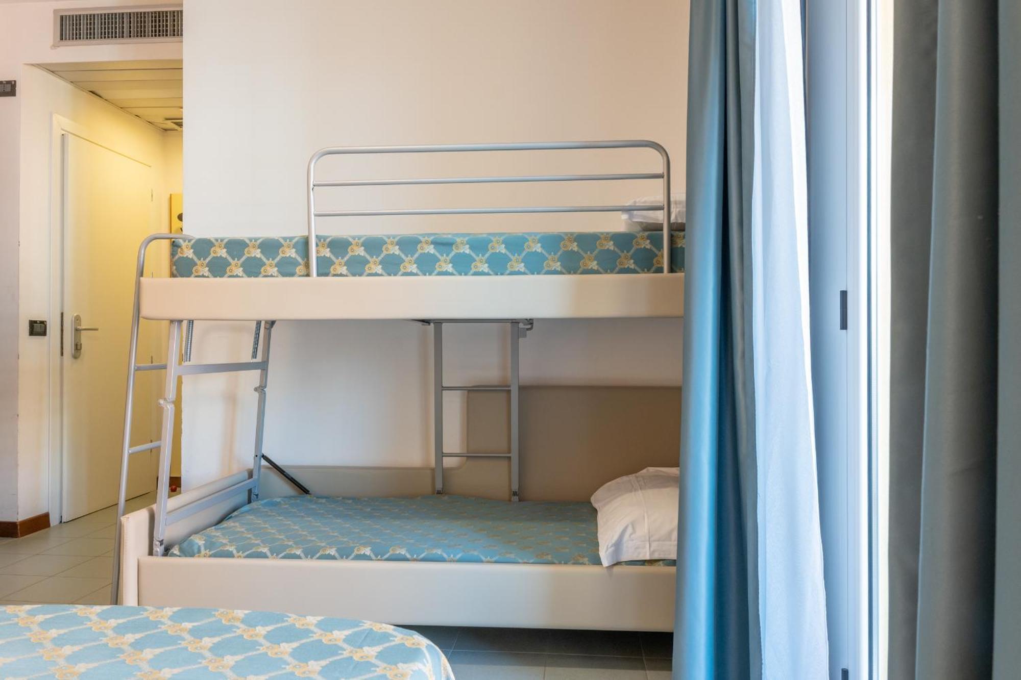 Hotel Thea Bellaria-Igea Marina Exterior photo