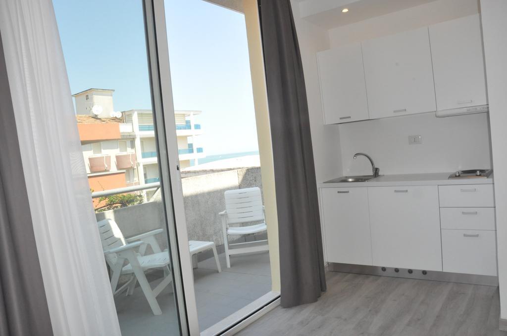 Hotel Thea Bellaria-Igea Marina Exterior photo